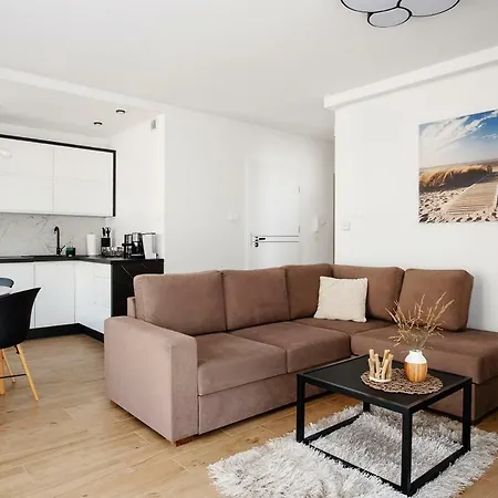 Przy Plazy / Klifowa Apartment
