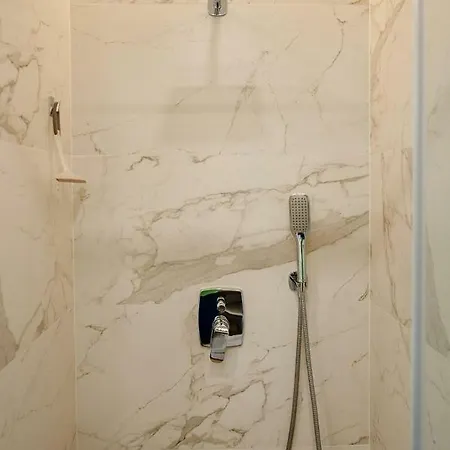 Przy Plazy / Klifowa Apartment *