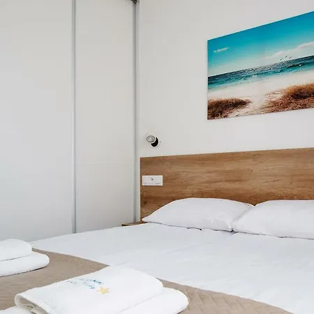 Przy Plazy / Klifowa Rewal