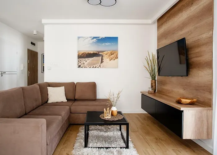 Przy Plazy / Klifowa Apartamento Rewal