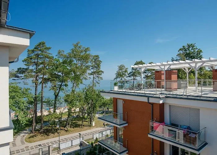 Przy Plazy / Klifowa * Rewal