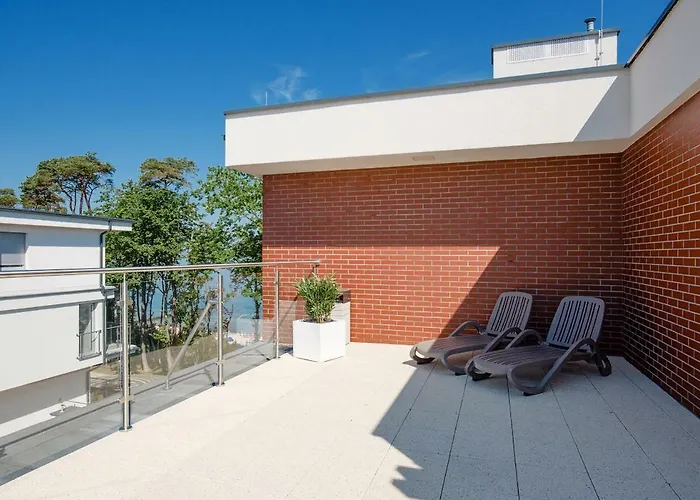 Przy Plazy / Klifowa * Rewal